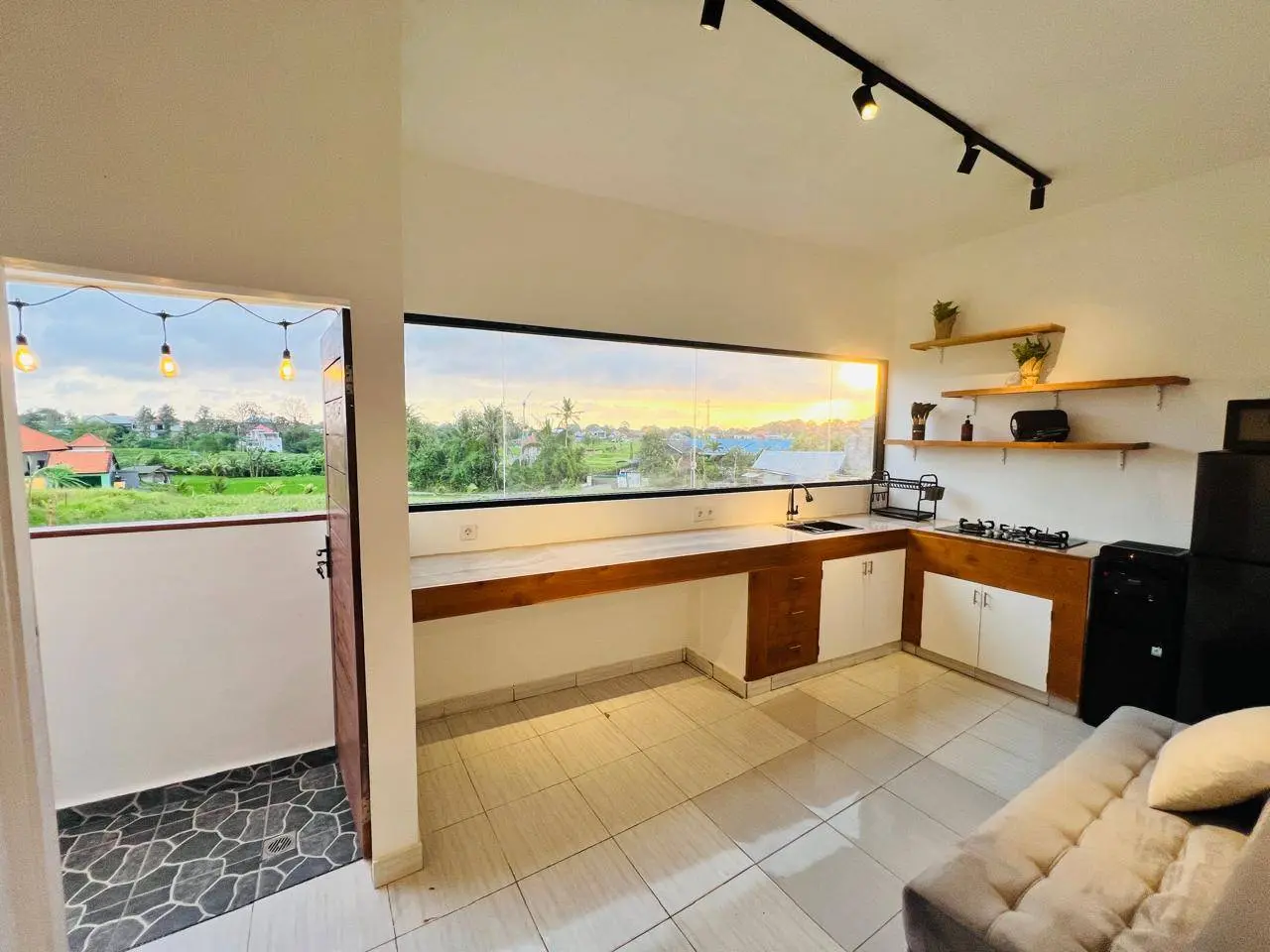 Brand New 2 Bedroom House in Buduk Close to Pererenan — image 4
