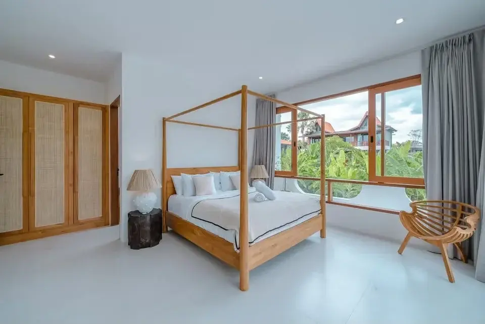 Mediterranean Style Villa in Pererenan 3 Bedrooms — image 3