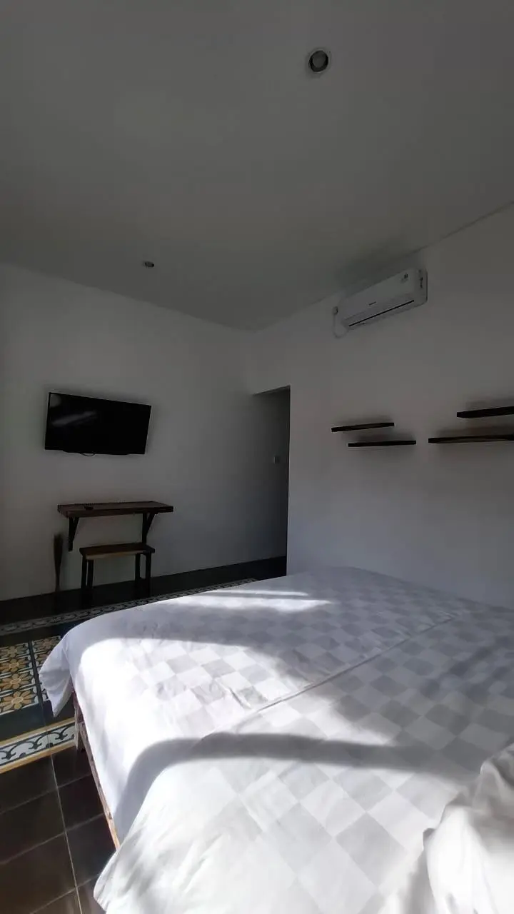 2-Bedroom Newly Renovated Villa in Babakan — image 3