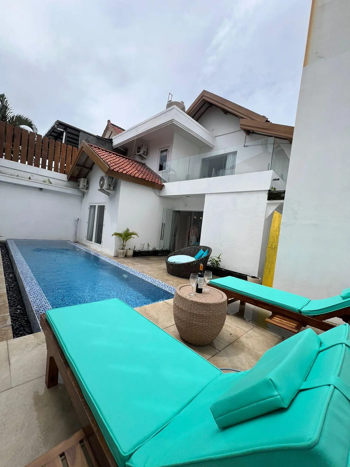 Master Suite in Pool Villa - Ideal for Entertaining — image 1