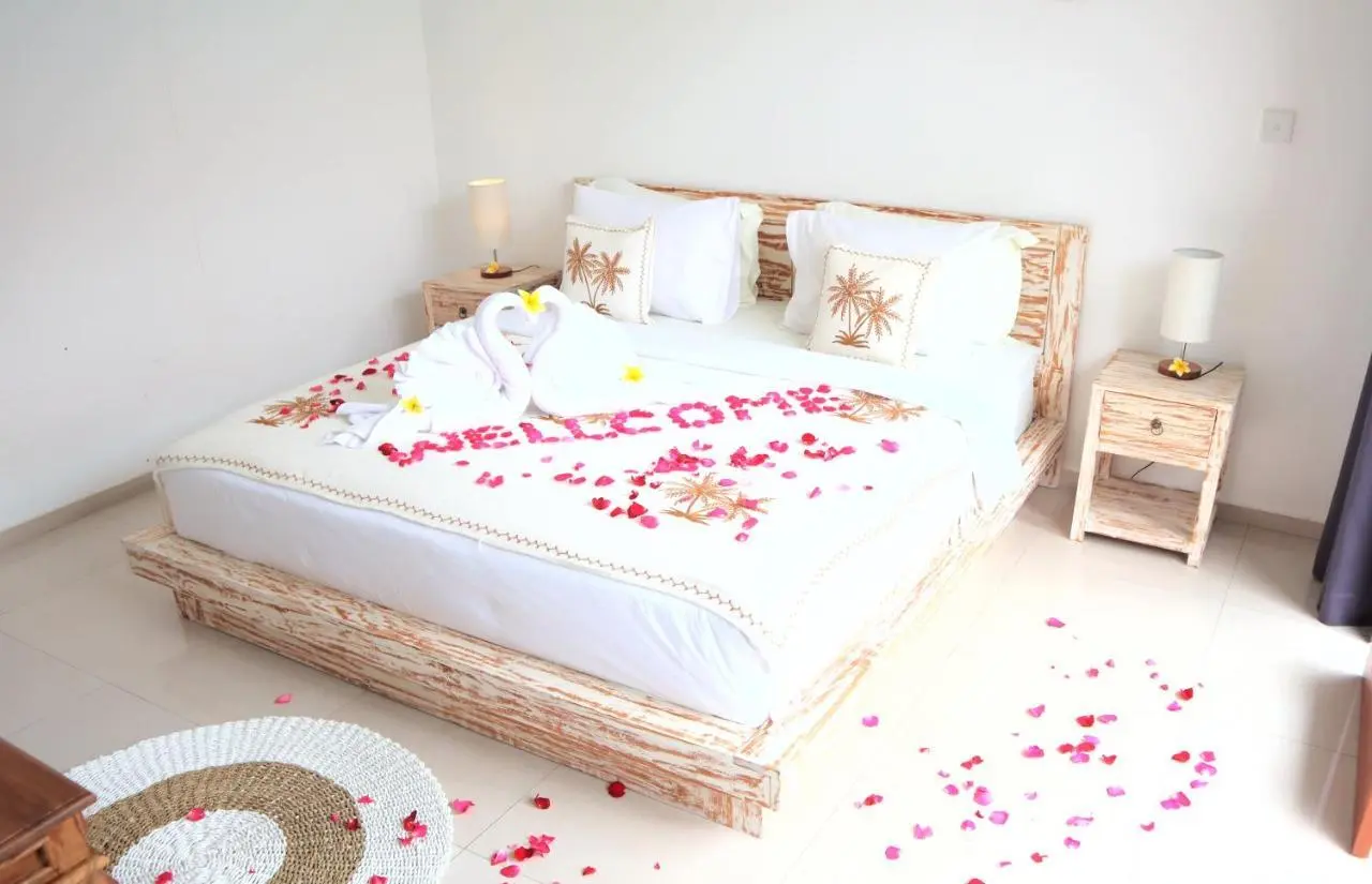 4-Bedroom Pool Villa near all nightlife in Seminyak. — image 4
