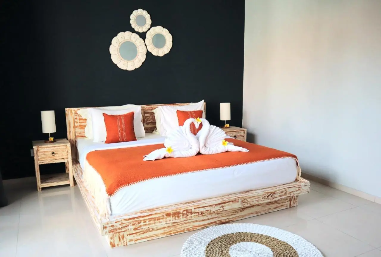 4-Bedroom Pool Villa near all nightlife in Seminyak. — image 3