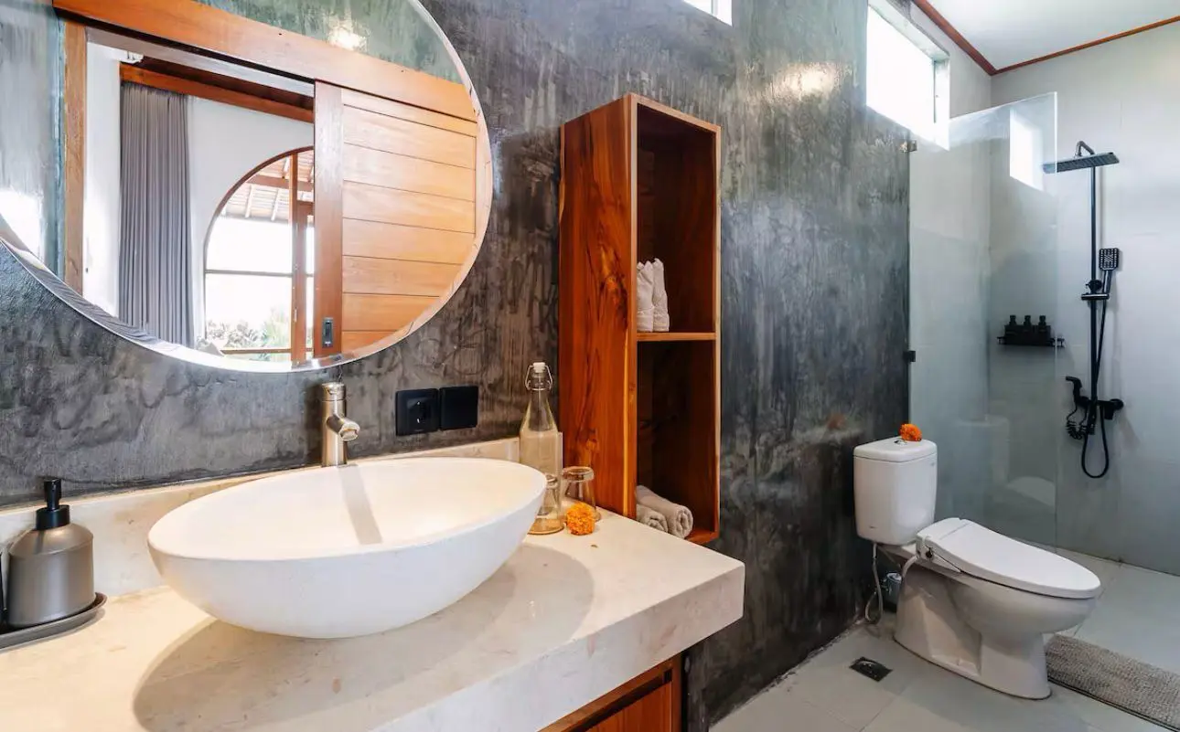 Luxury 2BR Villa for Rent in Seseh — image 2