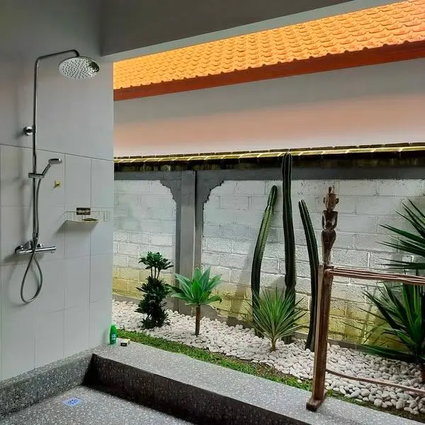 Experience Cozy Living in Seminyak – 1 Bedroom Villa for Rent! — image 3