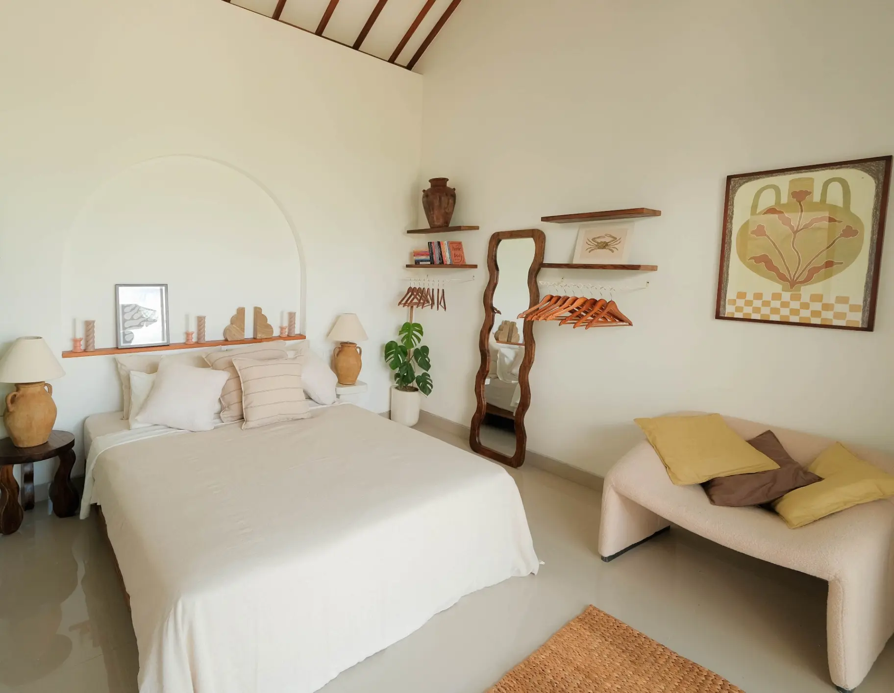 Villa — image 2