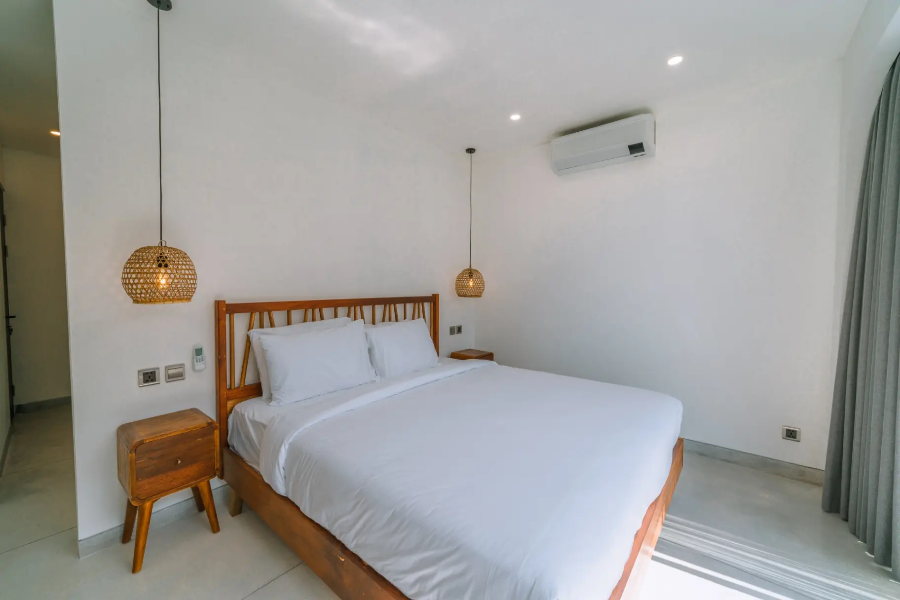 Villa Vantage - Outstanding 3 BR Villa - Great Location — image 1