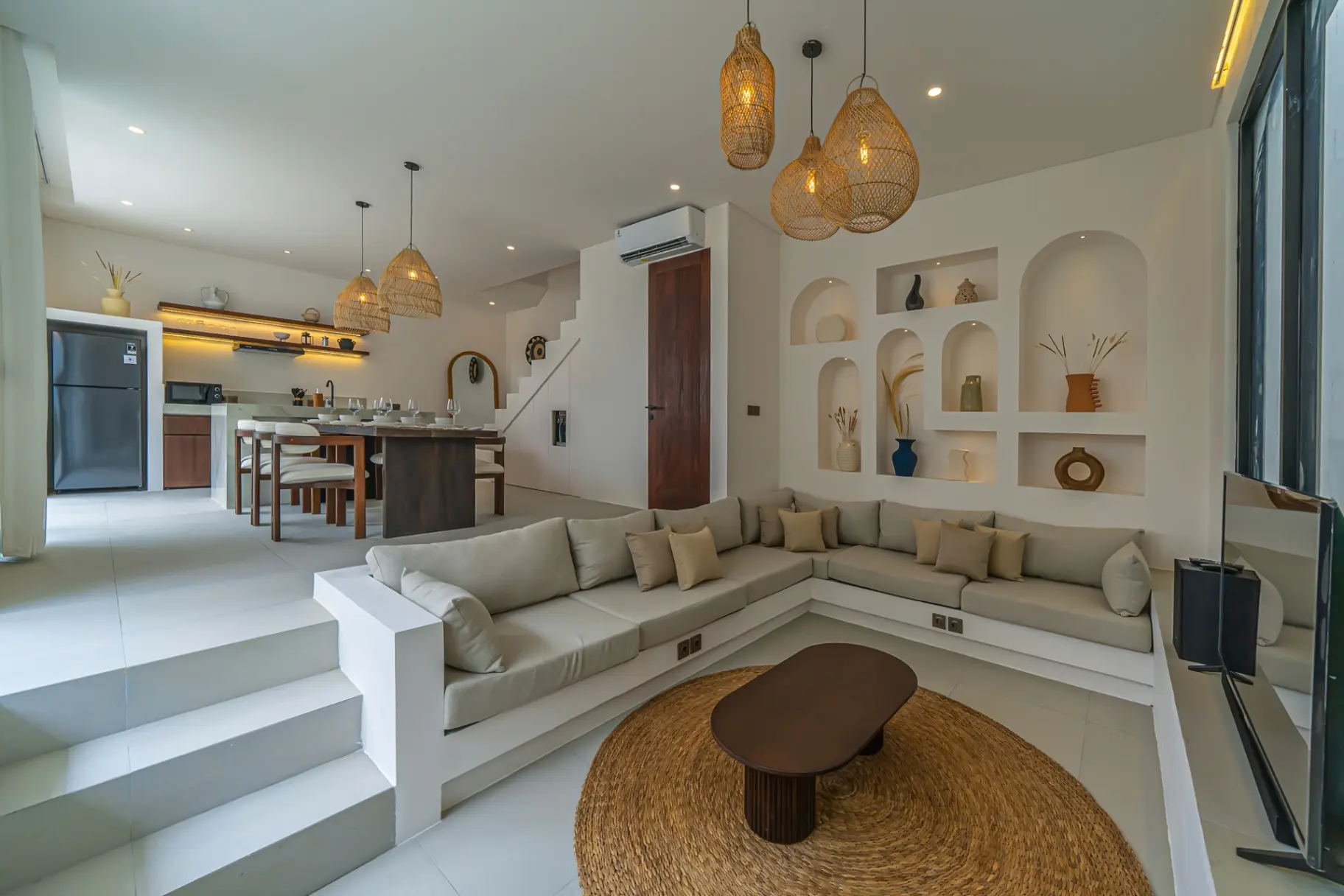 BRAND NEW! Beautiful 2BR Villa In Central Canggu! — image 3