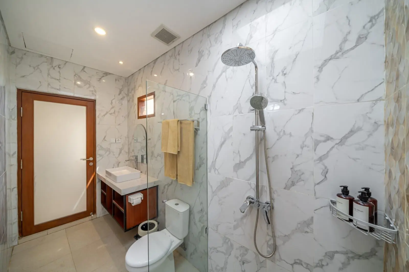 PRIVATE 1-BEDROOM RICE FIELD VIEW VILLA — image 4