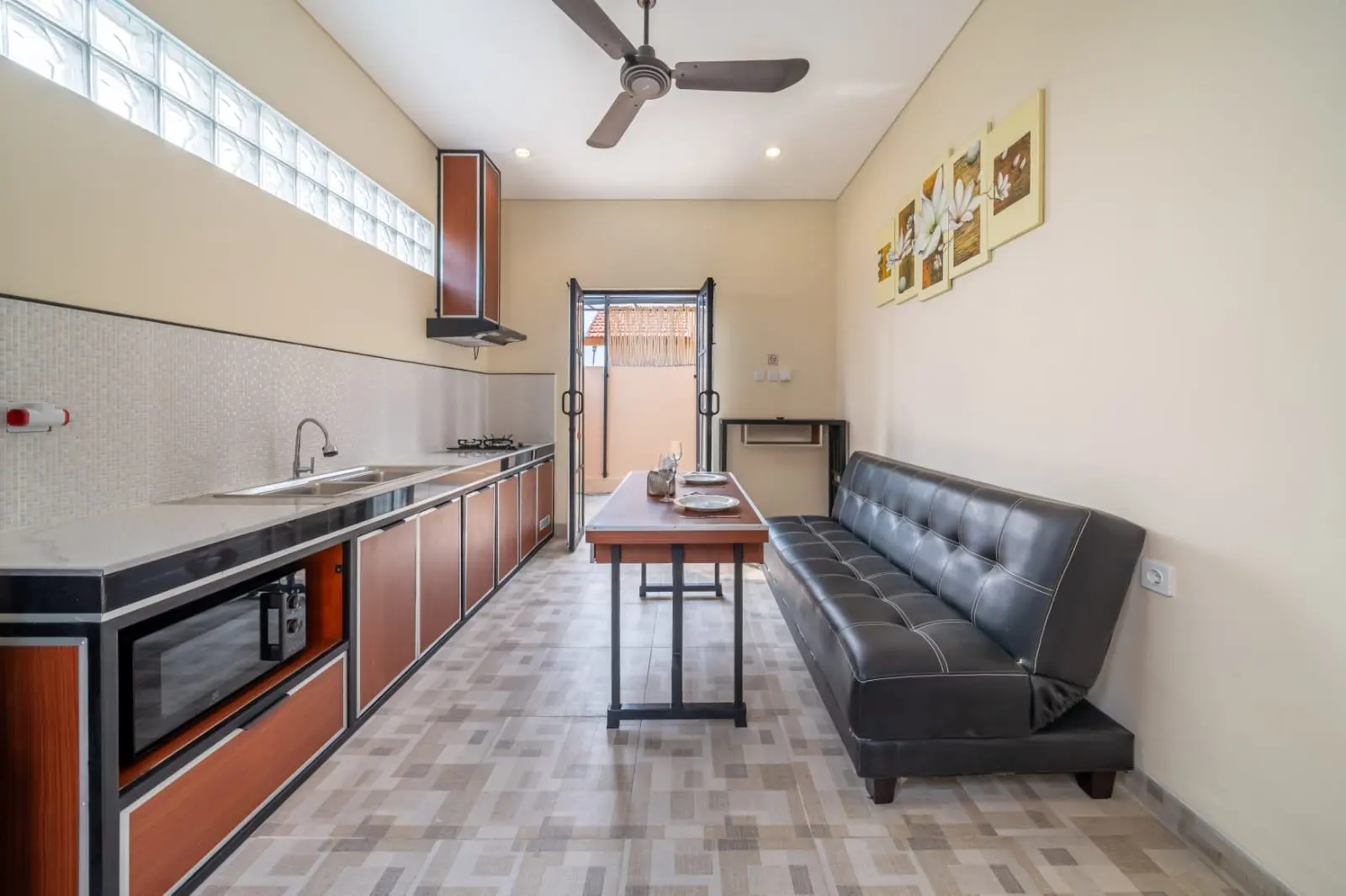 COZY PRIVATE VILLA — image 3