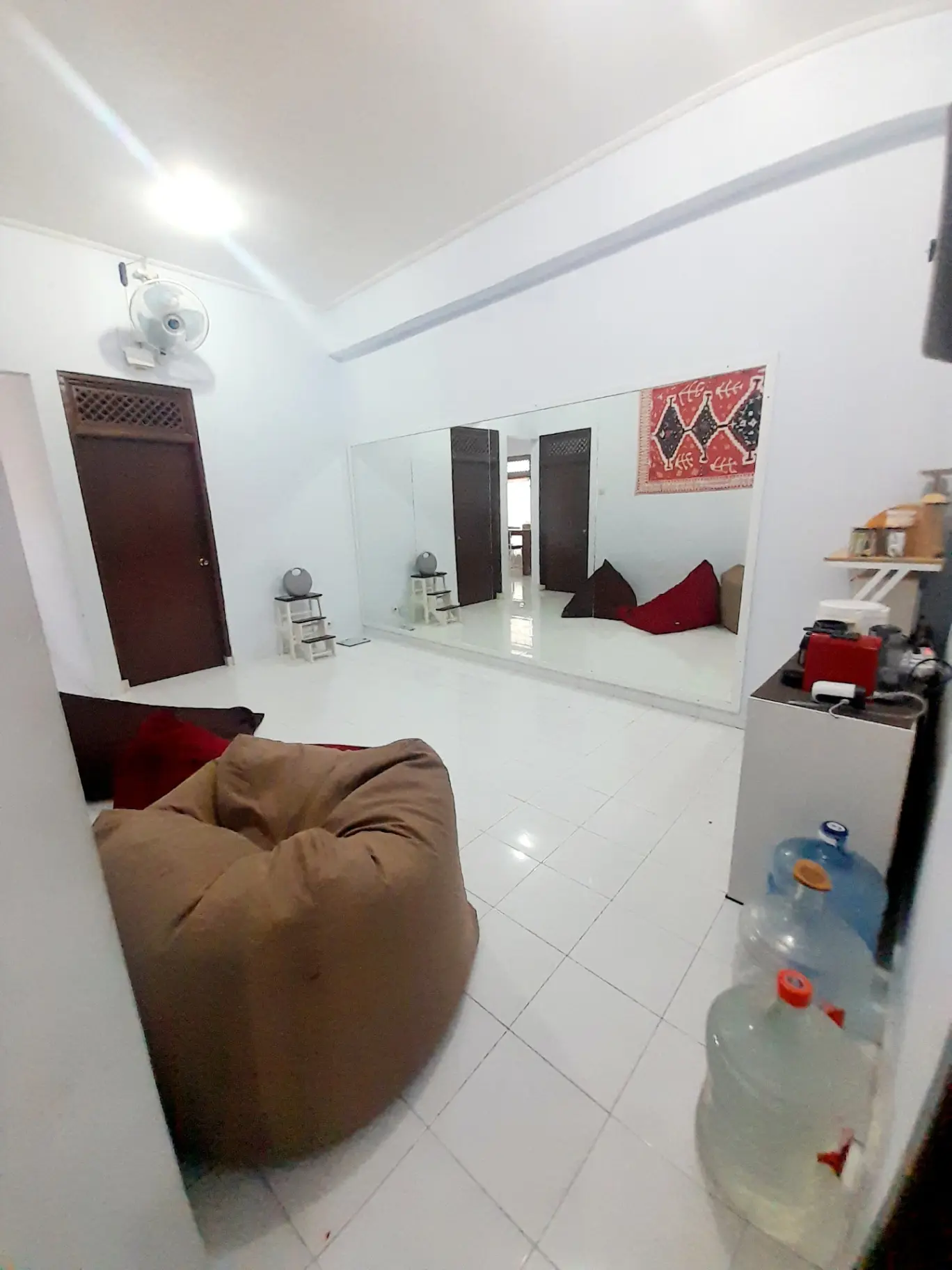 Local House for Rent in Seminyak — image 1