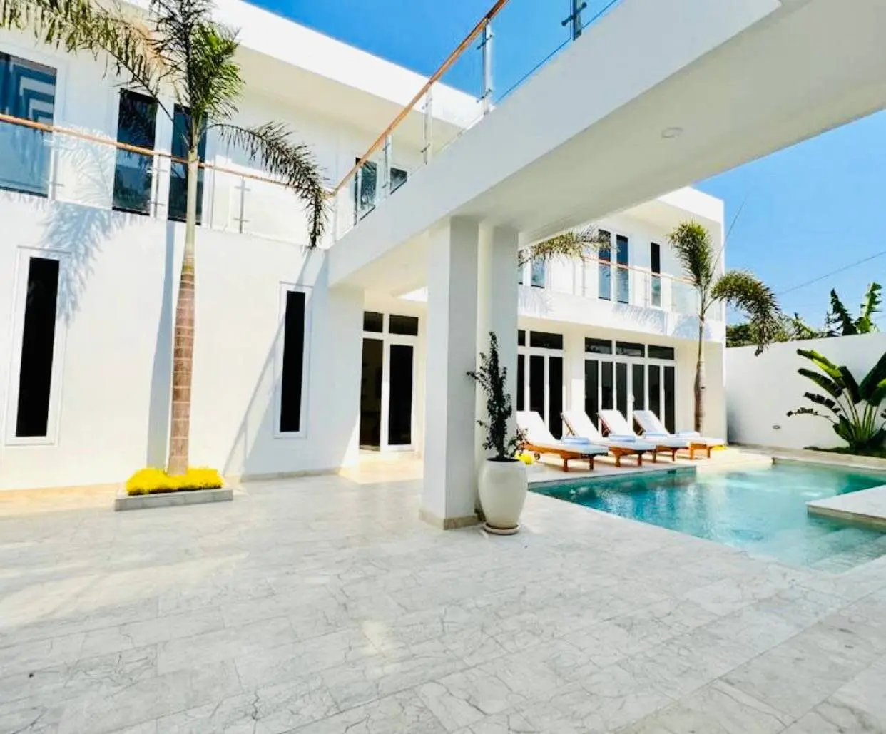 Spacious Luxury 4 Bedrooms Villa in Tumbak Bayuh
