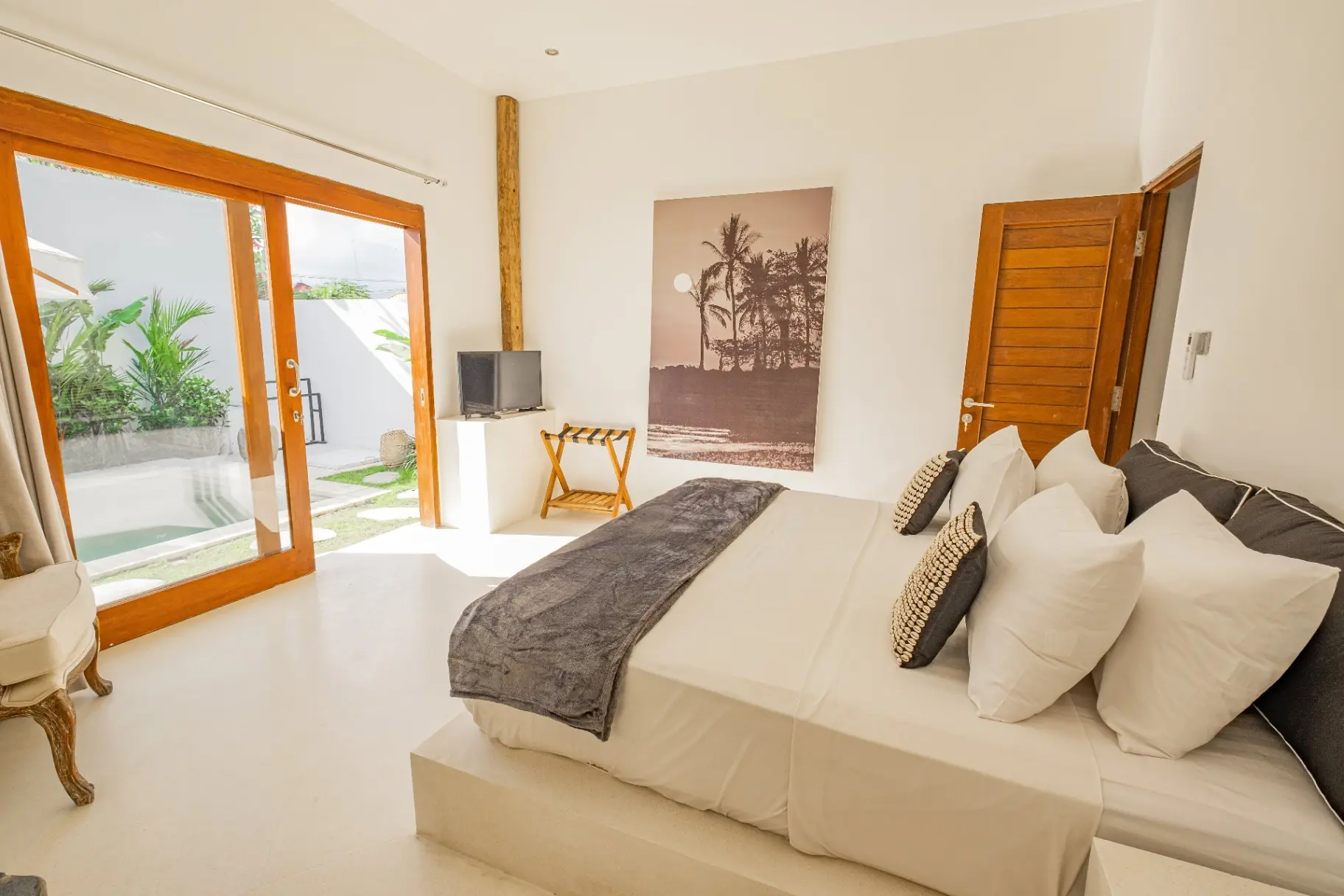Luxury 2 Bedrooms Villa Putih — image 3