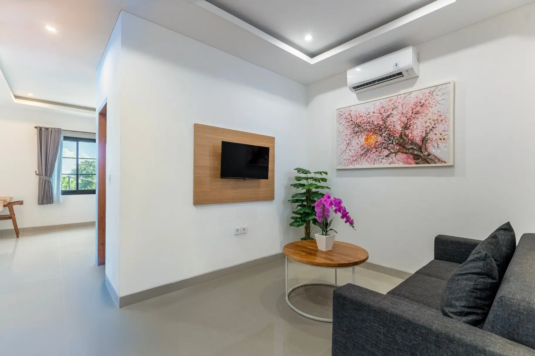 New 1BR Apt in Berawa with Modern & Comfort design — image 3