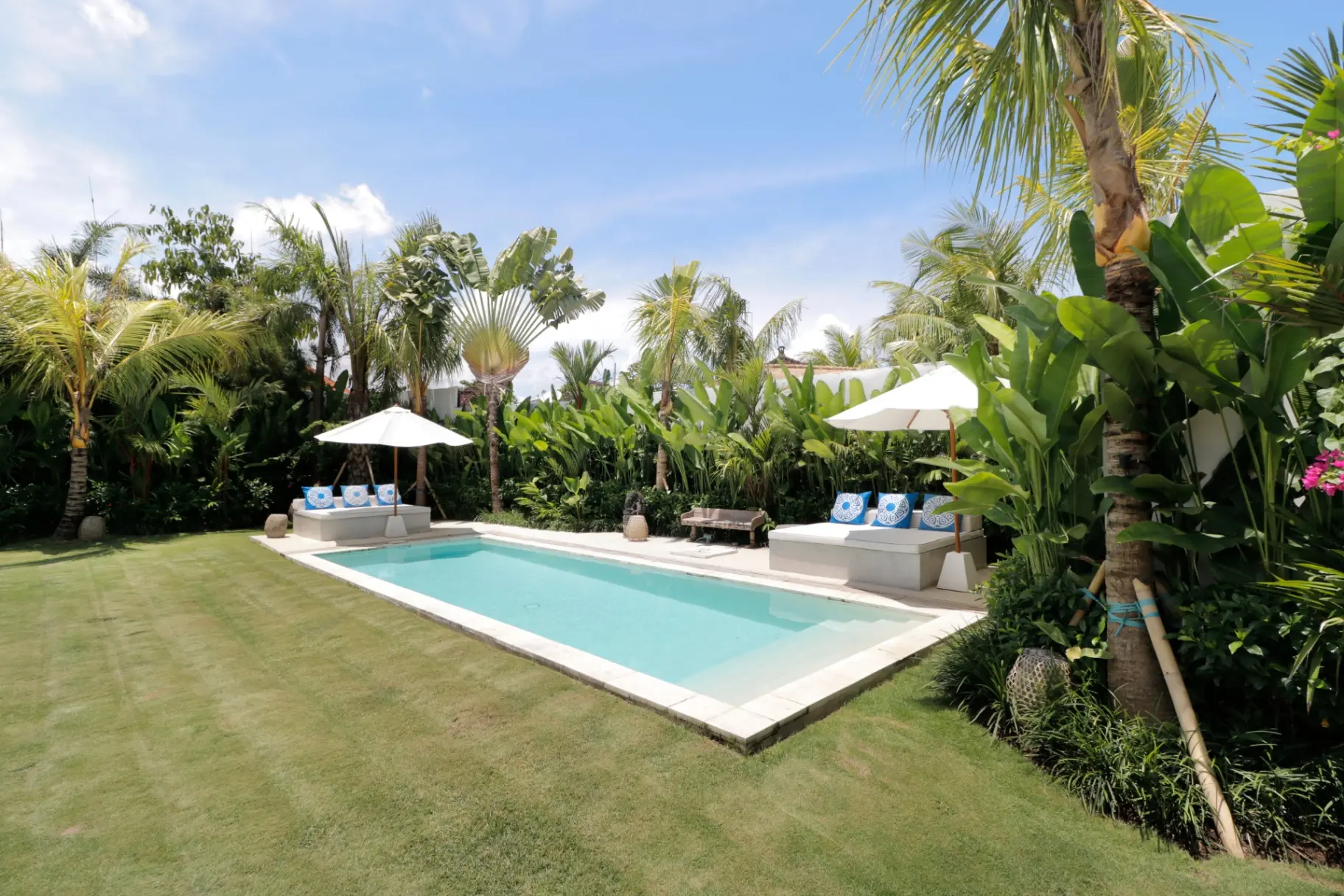 3 Bedrooms Villa Mimpi Manis
