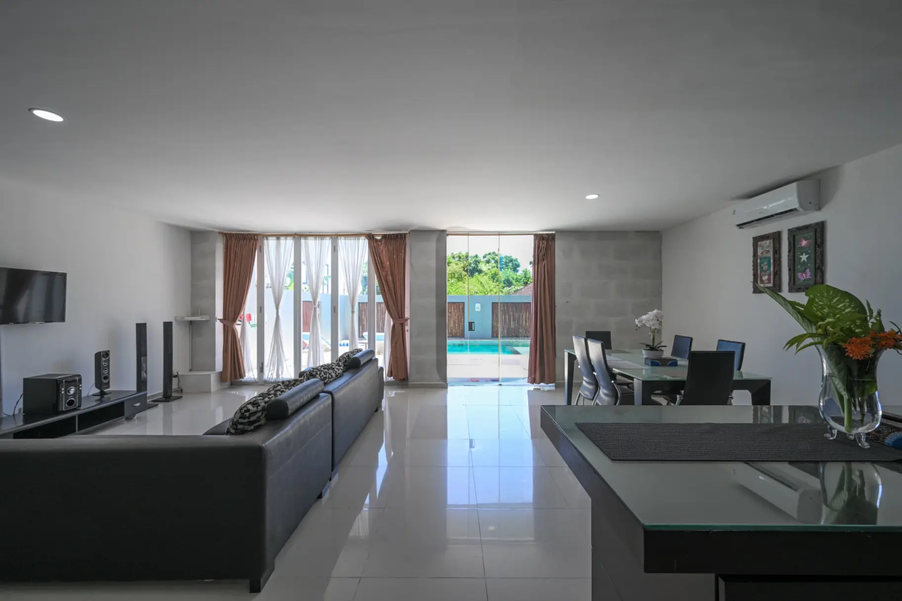 Cozy 3BR Villa in Nusa Dua — image 2