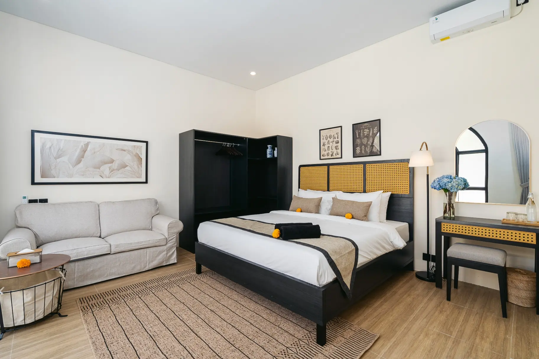 Umajana Villa | 3BR Pool & Rooftop Canggu/Pererenan — image 1