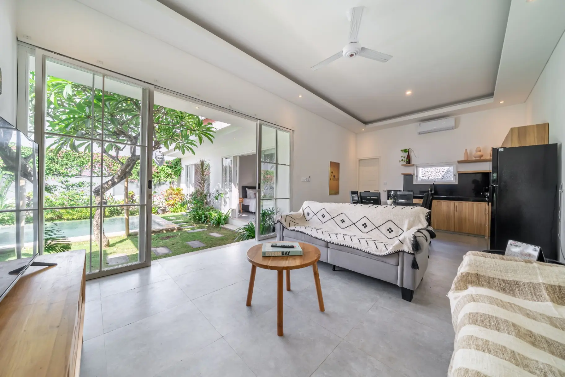 2BD Villa Dakota — image 2