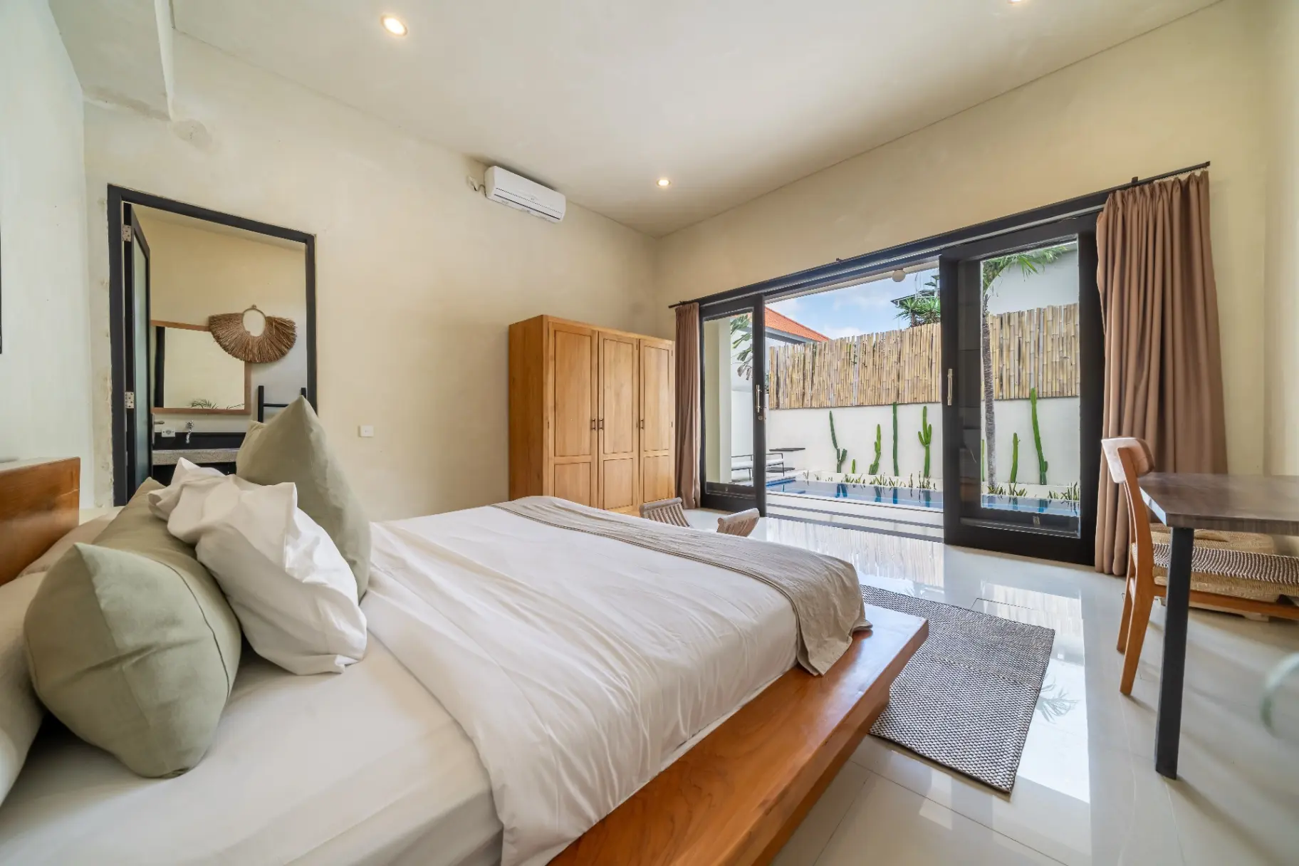 3BD Villa Lolla — image 2