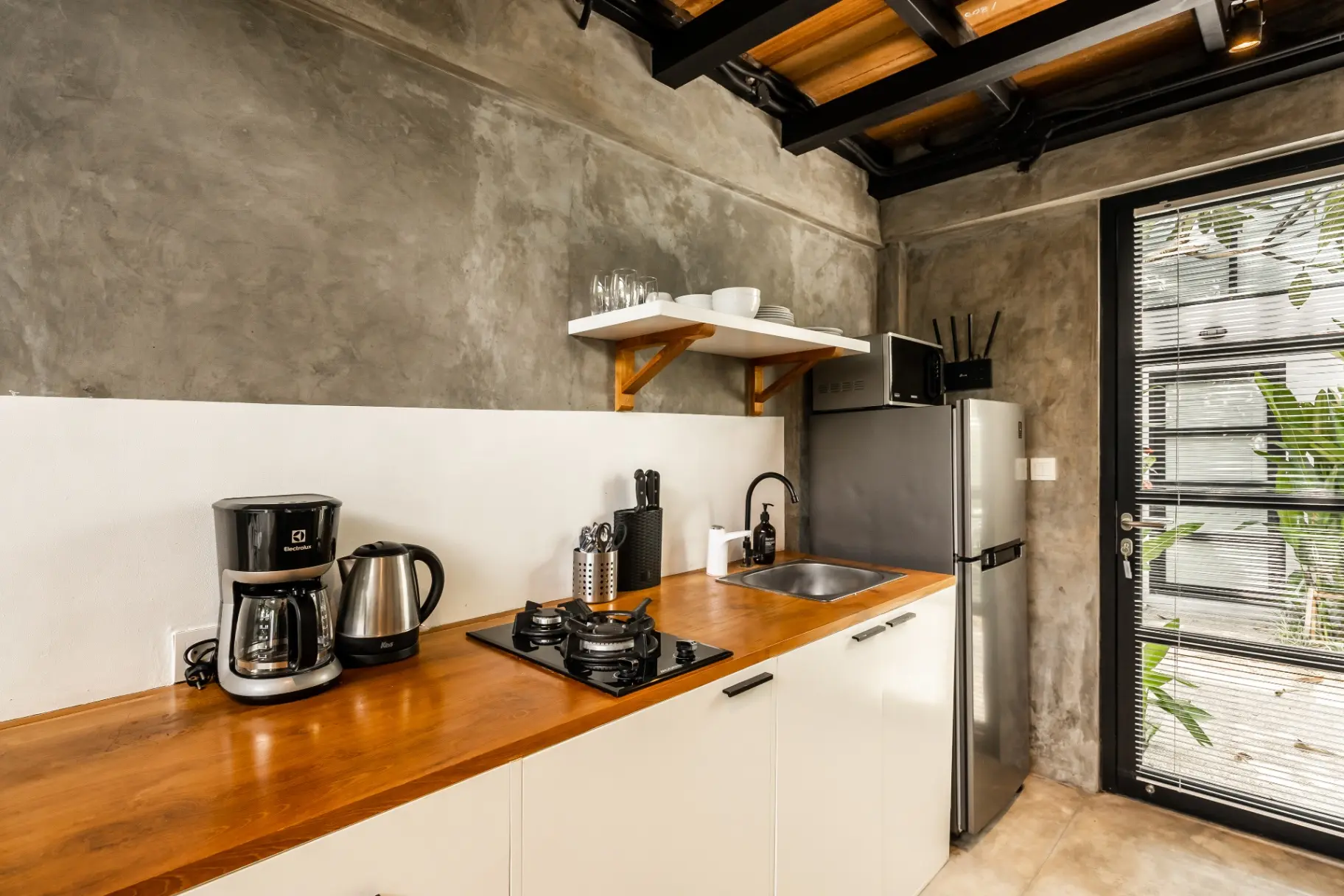 Modern Mezzanine Villa w/ Private Pool & Garden — image 4