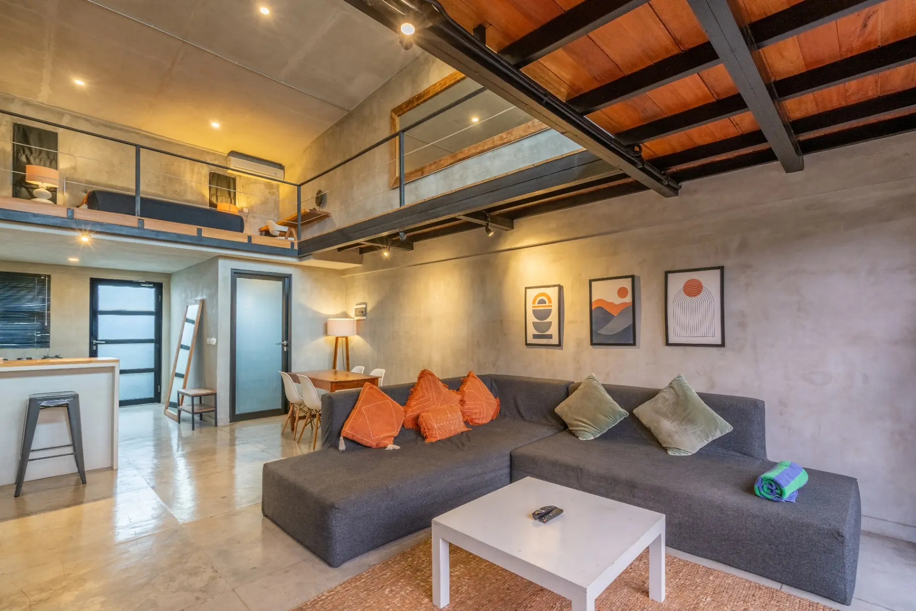 Berawa 2 - 1BR Central Canggu Modern Loft w/ Shared Pool & BBQ