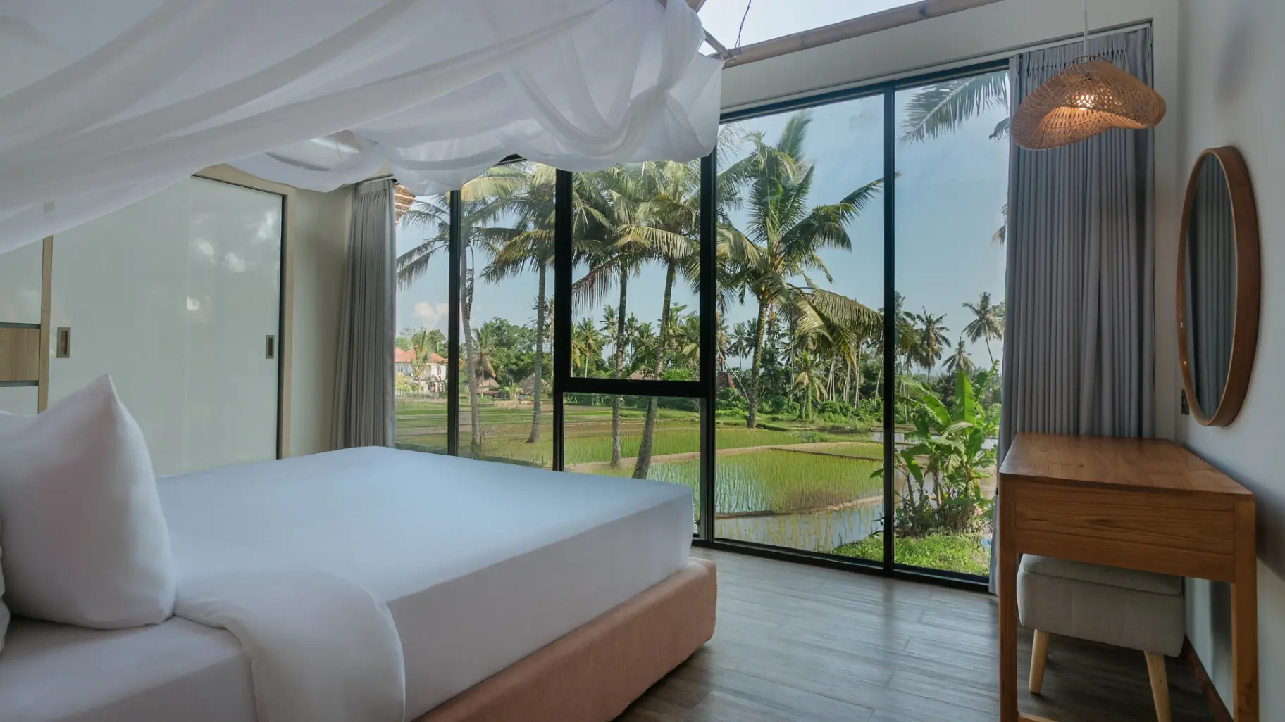 Green Harmony: 1BR Villa w/ Scenic View in Ubud — image 1