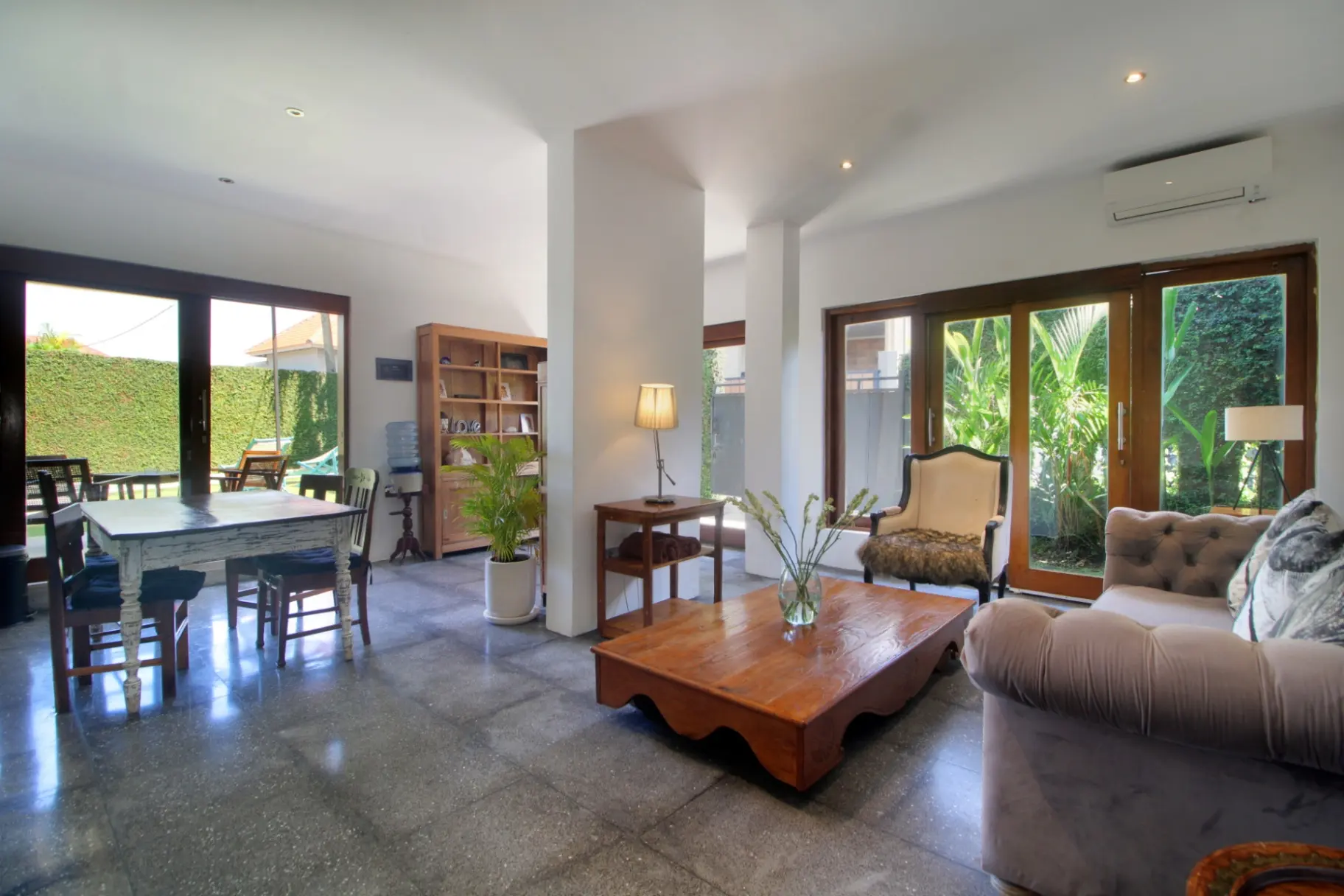 2 Bedrooms Villa Pererenan — image 3