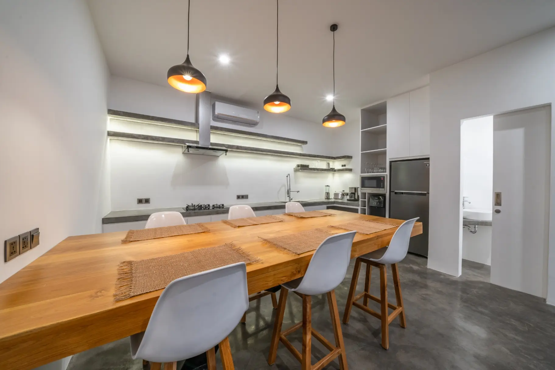 Loft Ludo : Superb 1BR luxury loft in Great Location — image 3