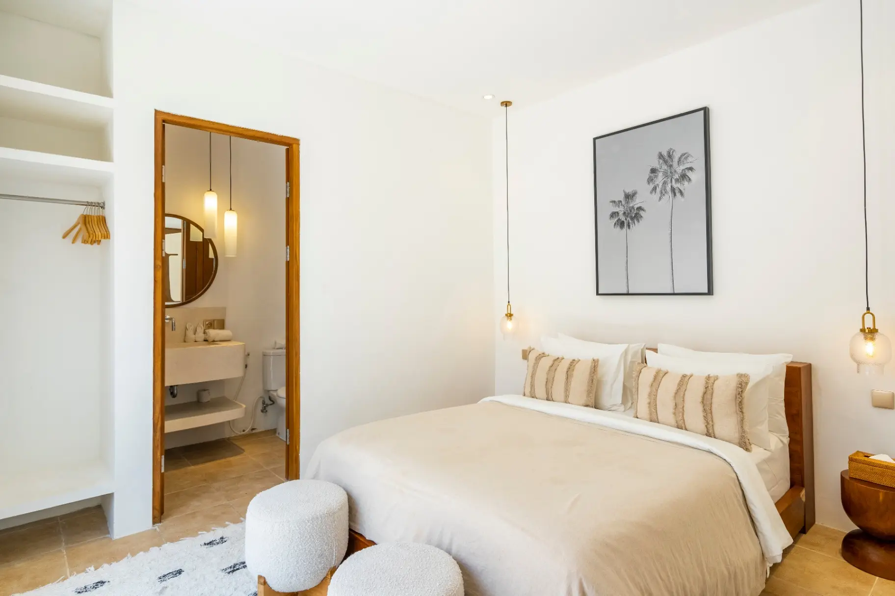 Elena - 2BR Beachside Bliss with Rooftop BBQ & Pool