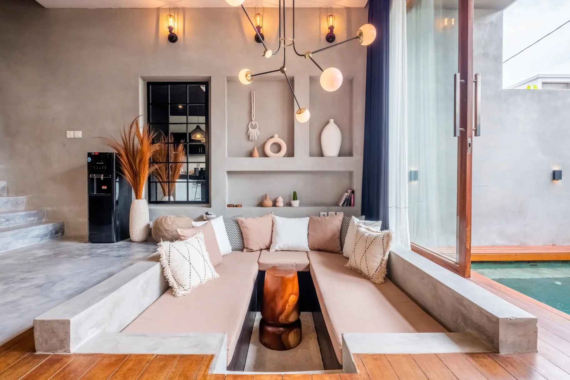 Hebe - 1BR Beautiful Villa | Pool & Near Beach — image 2
