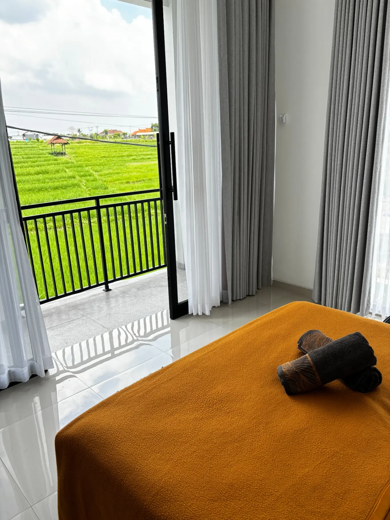 2 BR VILLA-VIEW with AMAZING TERRACE