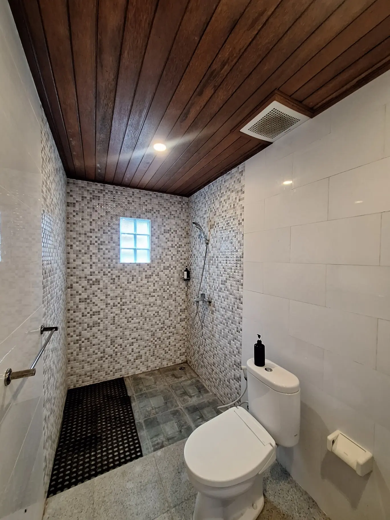 Villa Anom — image 2