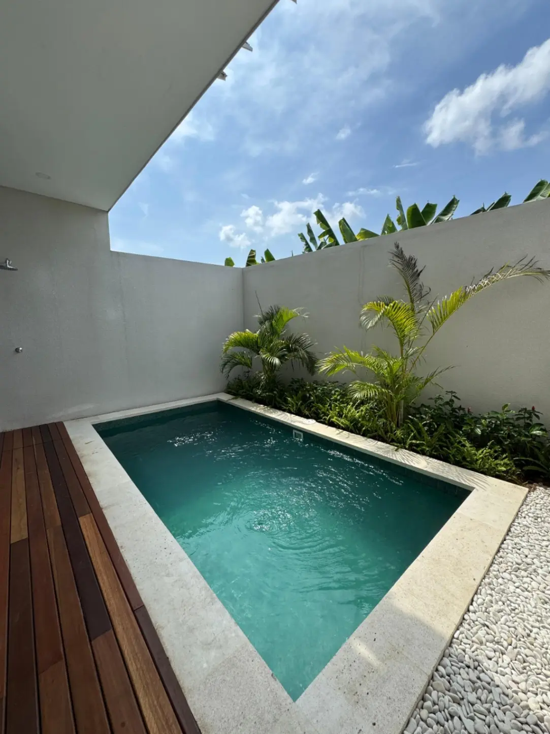 2BD VILLA IN SEMINYAK