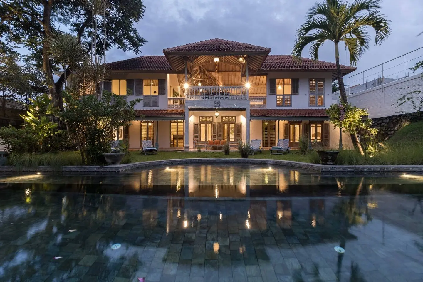 *PROMO* Pvt. 5bd Hidden Mansion in Central Canggu — image 1