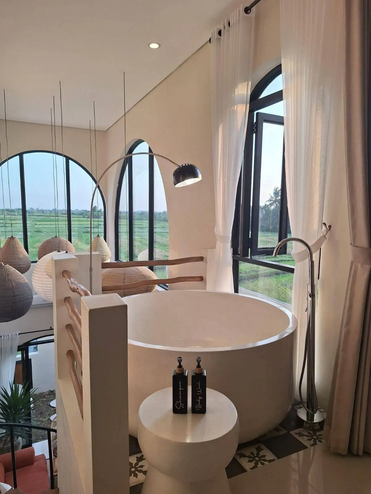 Private 1BR Kaba Kaba Luxury Loft With POOL And Bathub — image 2