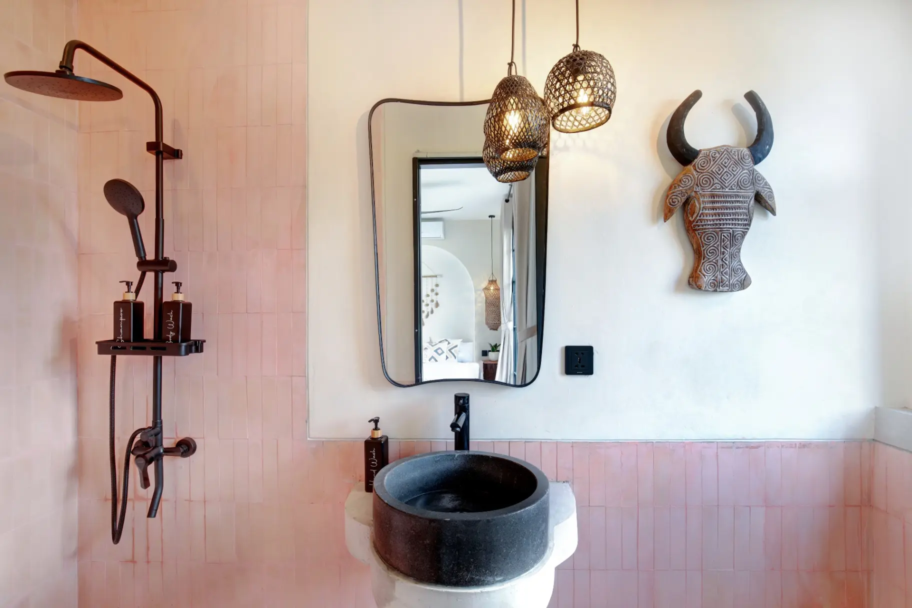 Private 3 Bedroom Villa Canggu Buduk Ricefield View — image 4