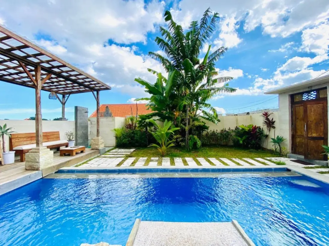 3 BEDROOM JOGLO VILLA IN CANGGU — image 2