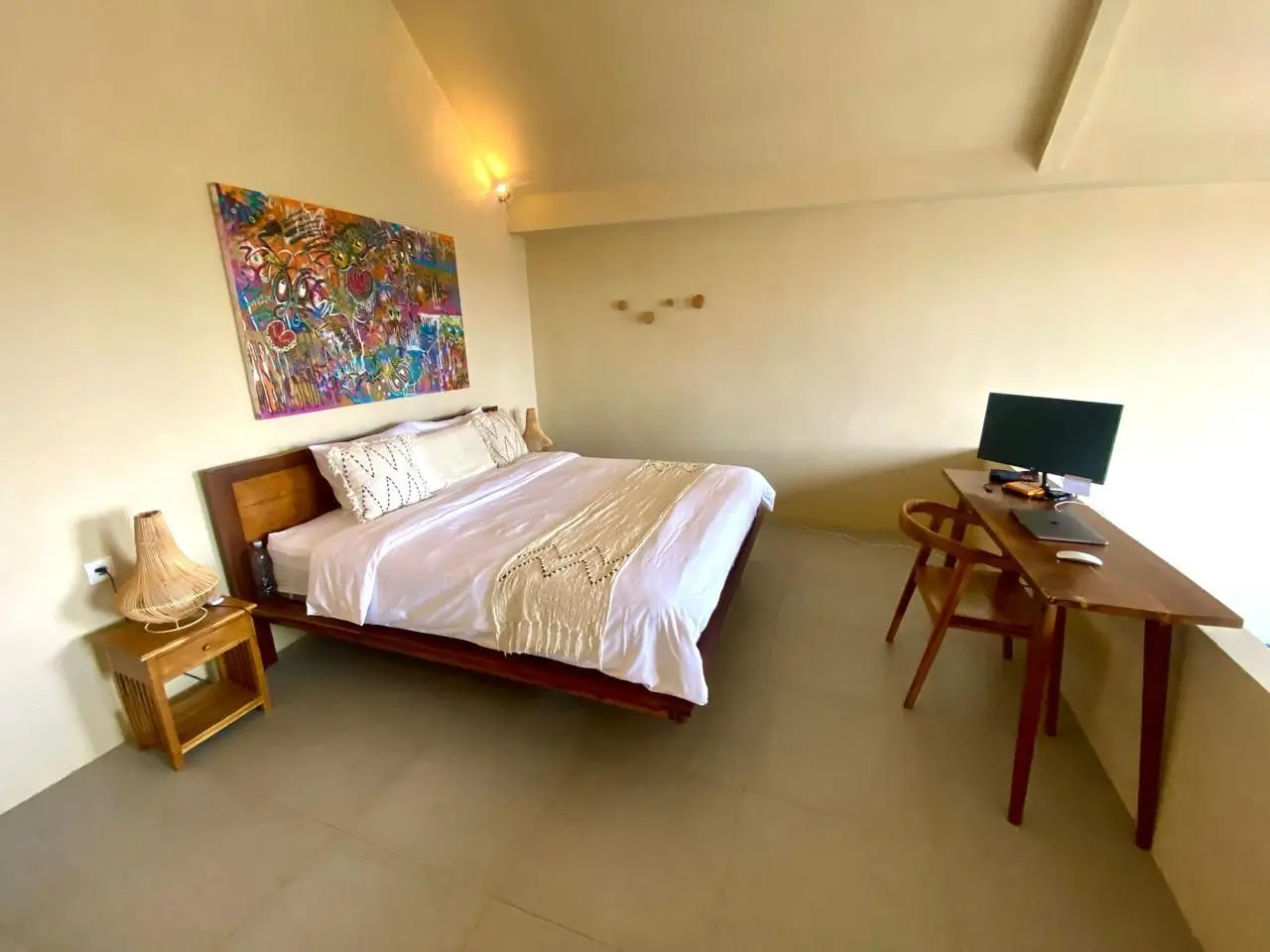 Seseh 1 BR 2 Story Loft — image 1