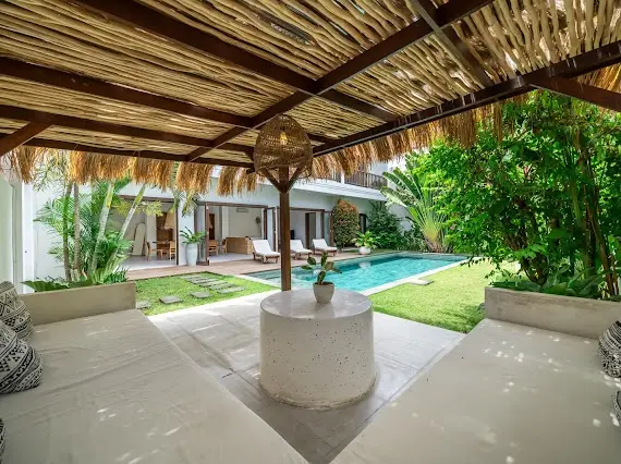 Modern 4BR Villa Canggu — image 2