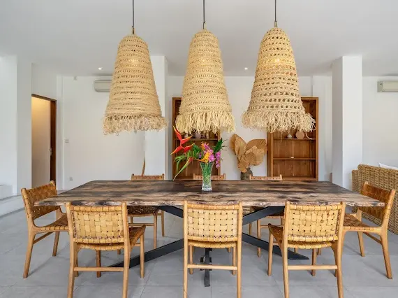 Modern 4BR Villa Canggu — image 3