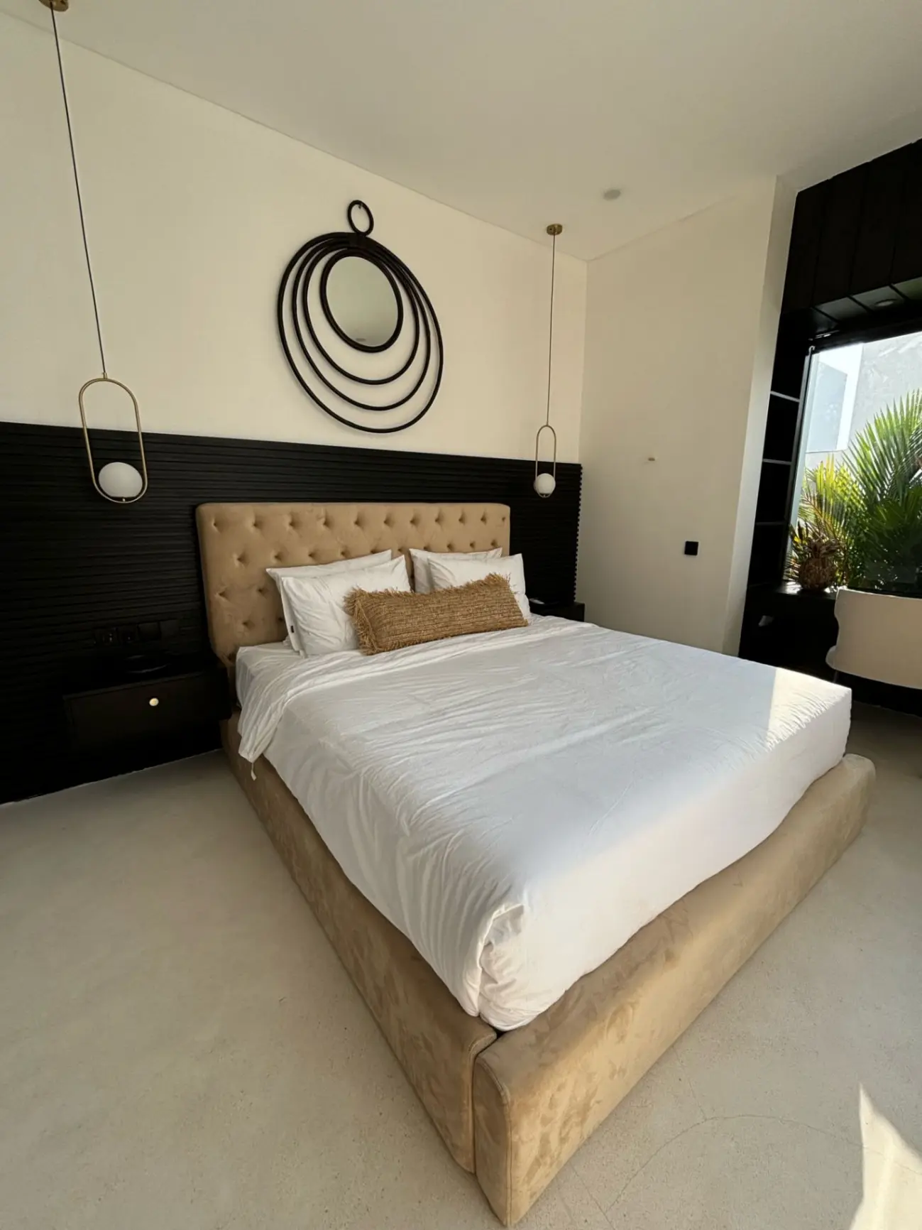 Modern Stylish 2-BR Villa in Buduk — image 1