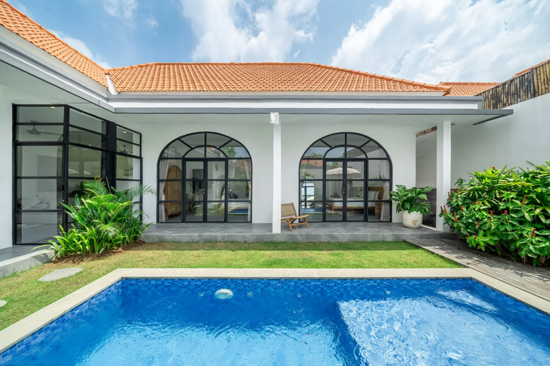 Tranquil 3BR Villa w/ Rice Views — image 1