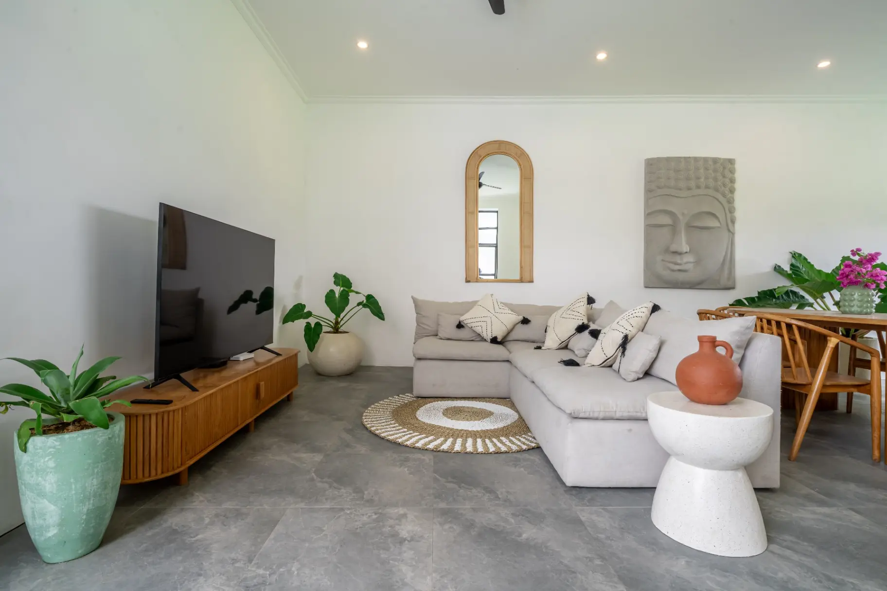 Tranquil 3BR Villa w/ Rice Views — image 4