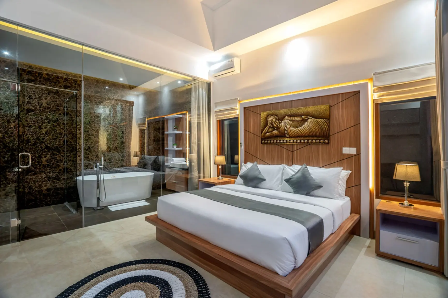 2BR Villa in the Center of Seminyak — image 2