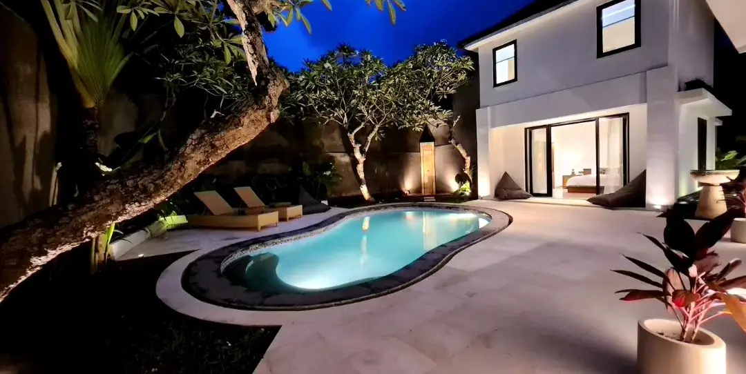 Villa in the heart of Brawa Canggu pool and garden view walking distance to the beach (800 m) — image 3