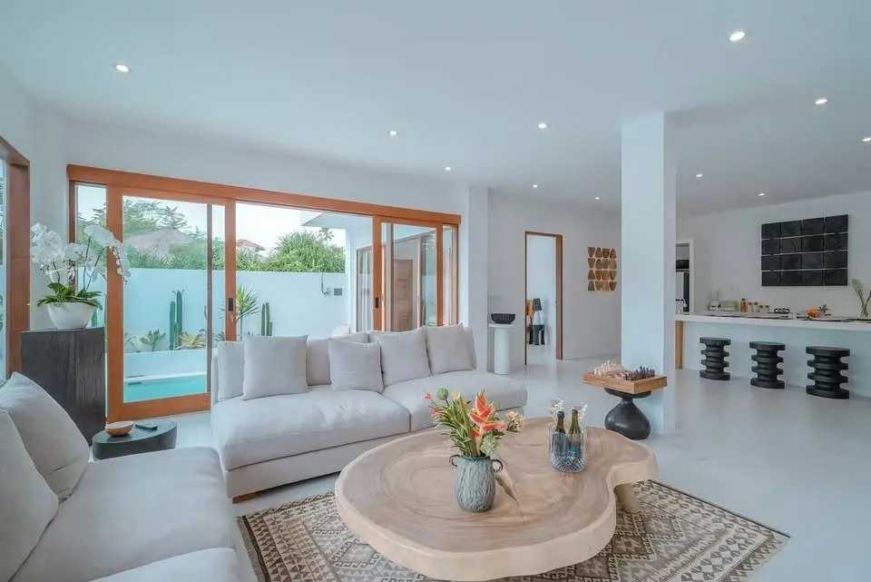 Mediterranean Style Villa in Pererenan 3 Bedrooms — image 3