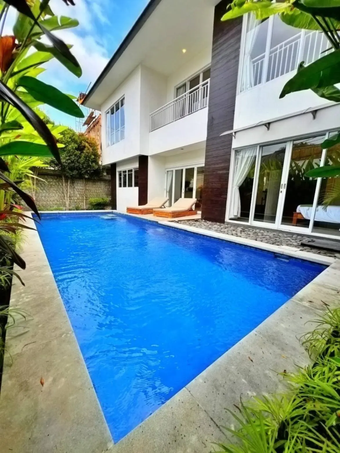 Villa for daily rental Berawa Canggu.. Only 6 minutes to the beach🏖