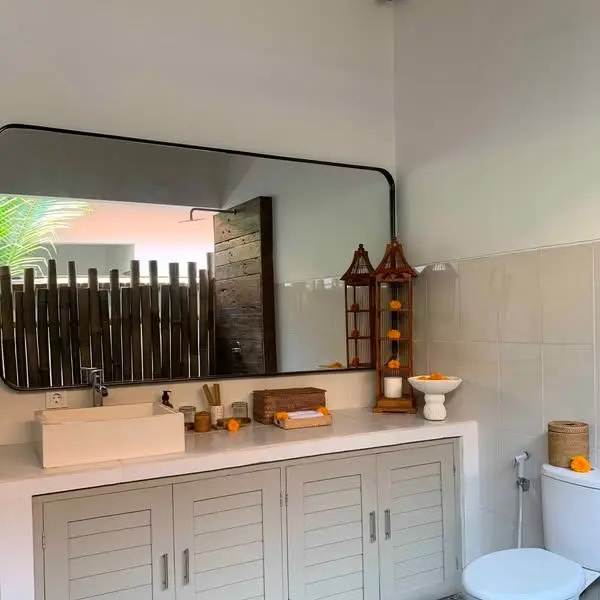 1-BEDROOM VILLA IN SEMINYAK — image 1