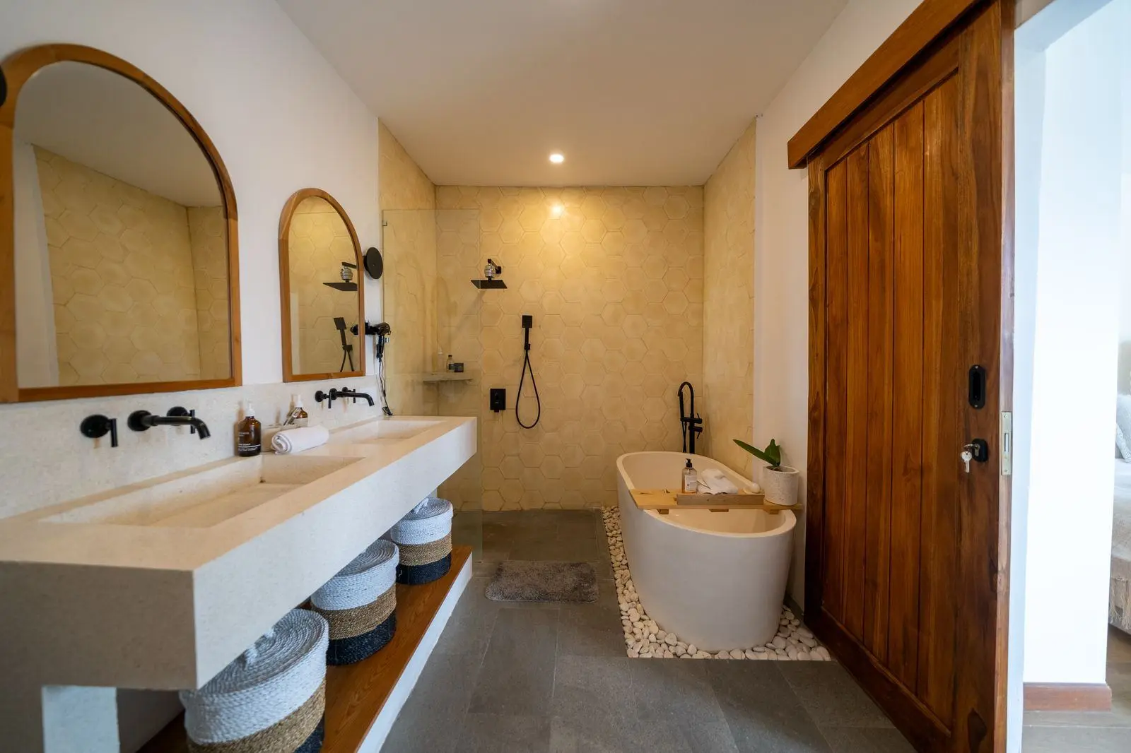 Modern Boho style Villa Berawa for Monthly rental in Canggu — image 4