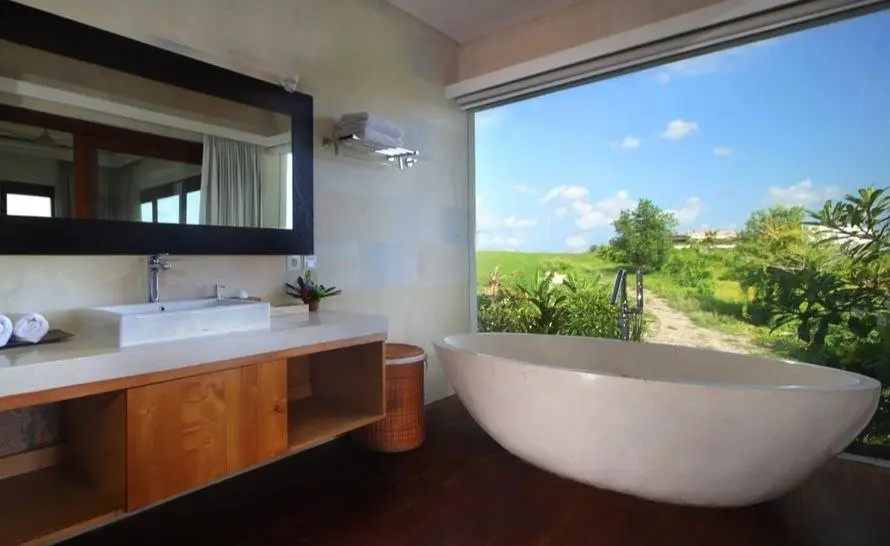 Luxury villa in Canggu Seseh — image 2