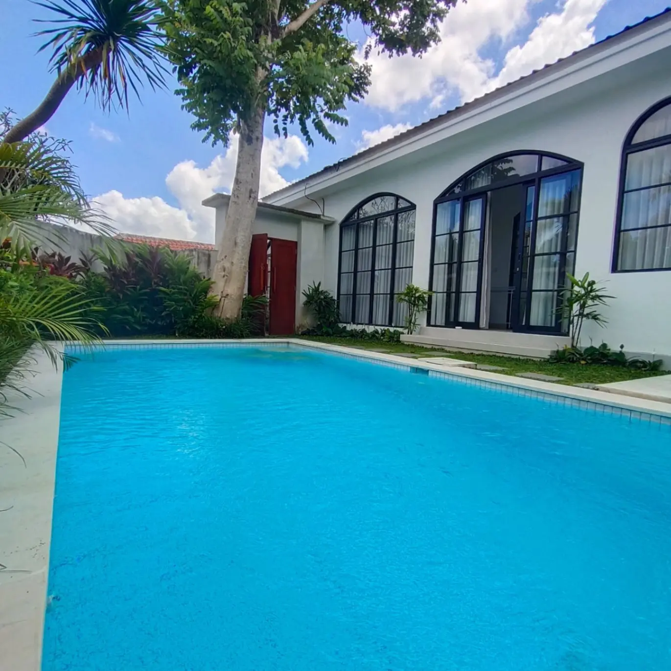 Little Modern Villa in Pererenan — image 1